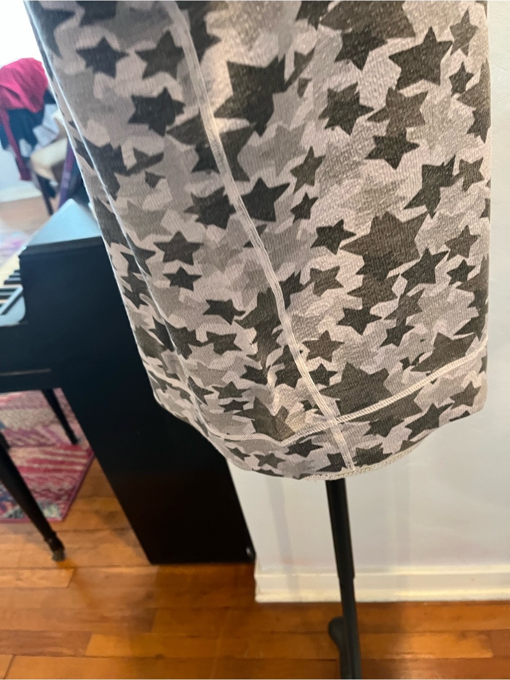 Monrow Top Size M - Picture 7 of 10